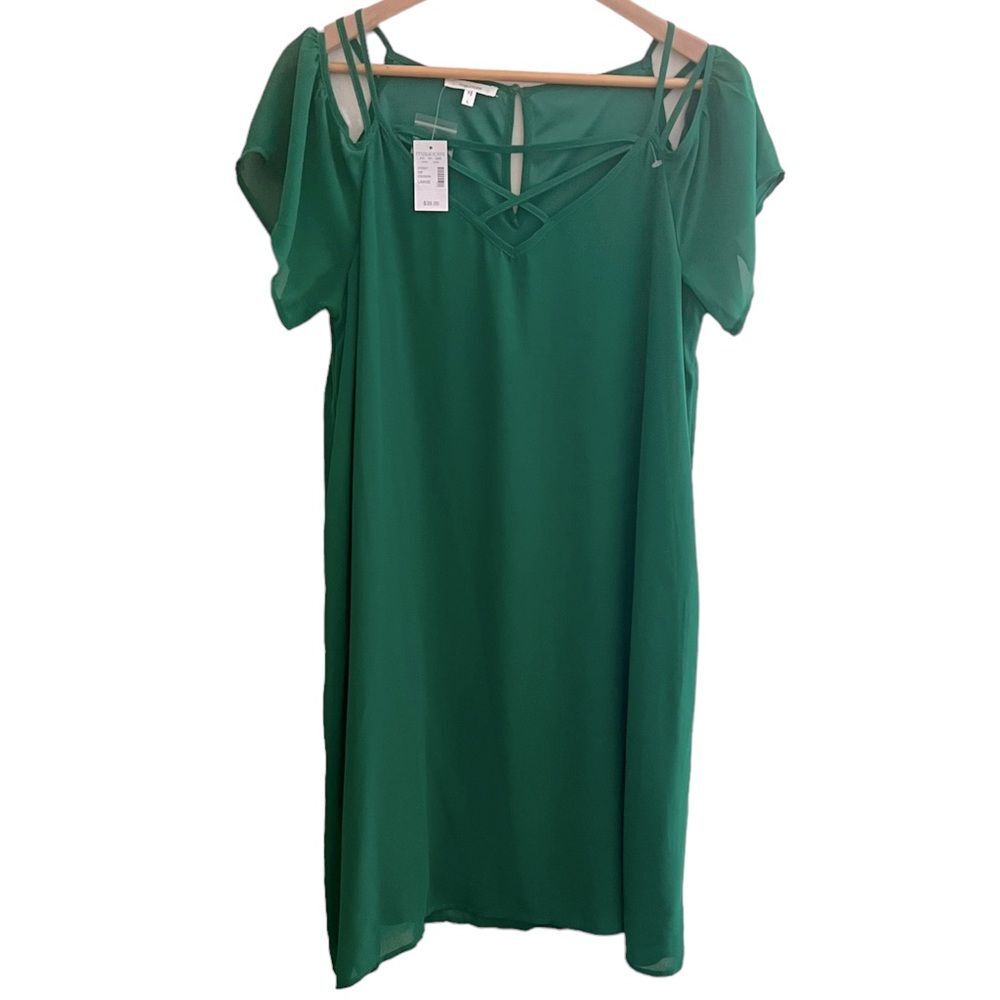 Maurice’s Kelly Green Dress / Cold Shoulder / Size Large NWT🏷 sheer/lined